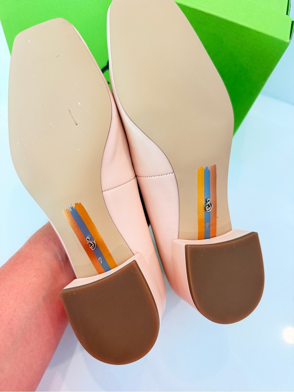 New Sam Edelman Rosa Leather Block Heel Pump Sz 7 Peach Low Classic Dainty Bow - Picture 5 of 9